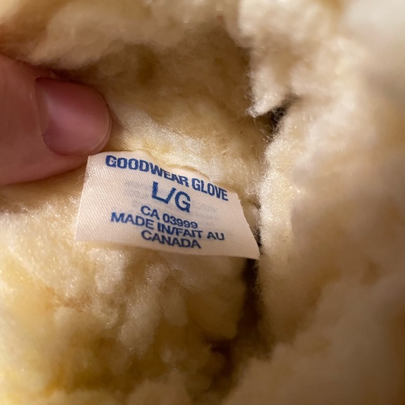 Vintage Goodwear Gloves Made in Canada - Lined Orange - Picture 4 of 5